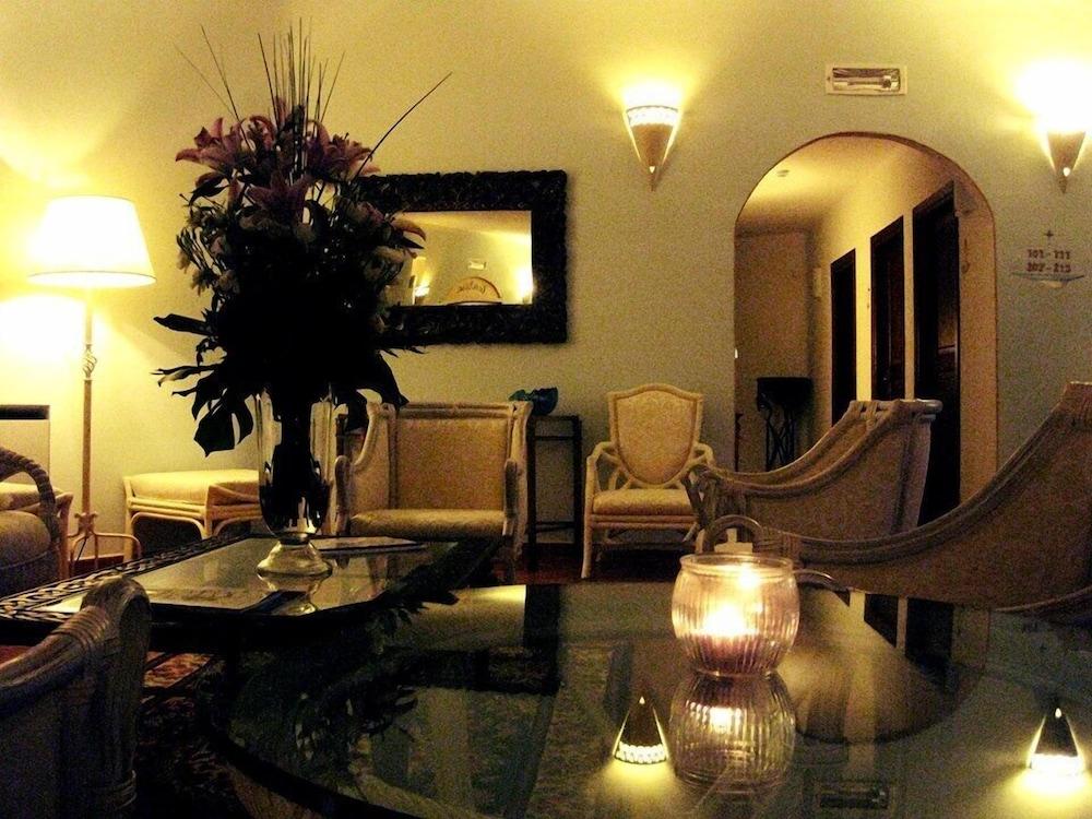 Hotel Monti Di Mola Порто-Черво Экстерьер фото